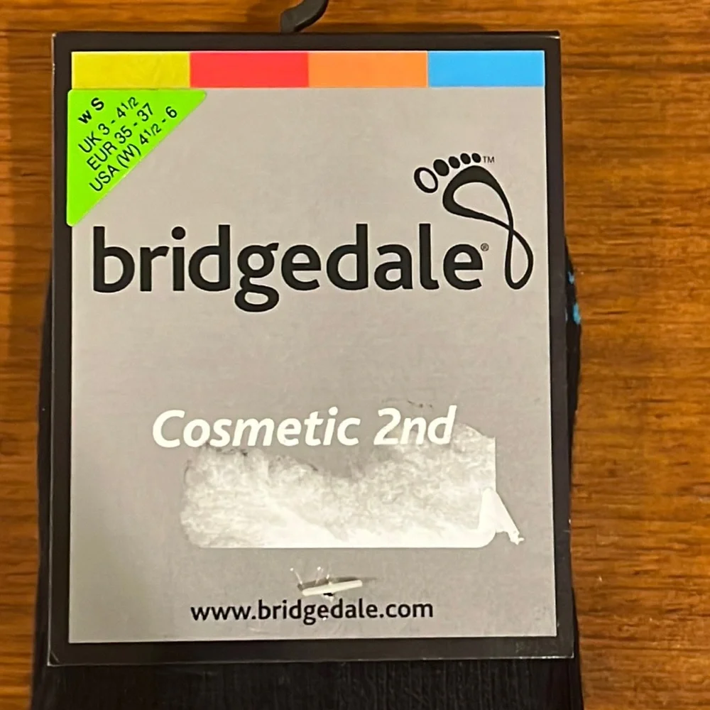 Bridgedale Socks Cosmetic 2nds Size Small US Womens Shoe Size 4.5-6 new black